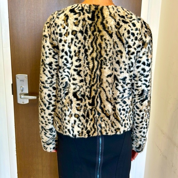 EXPRESS Fux Fur Leopard 🐆 Jacket Side Pockets & Lined - Picture 5 of 10